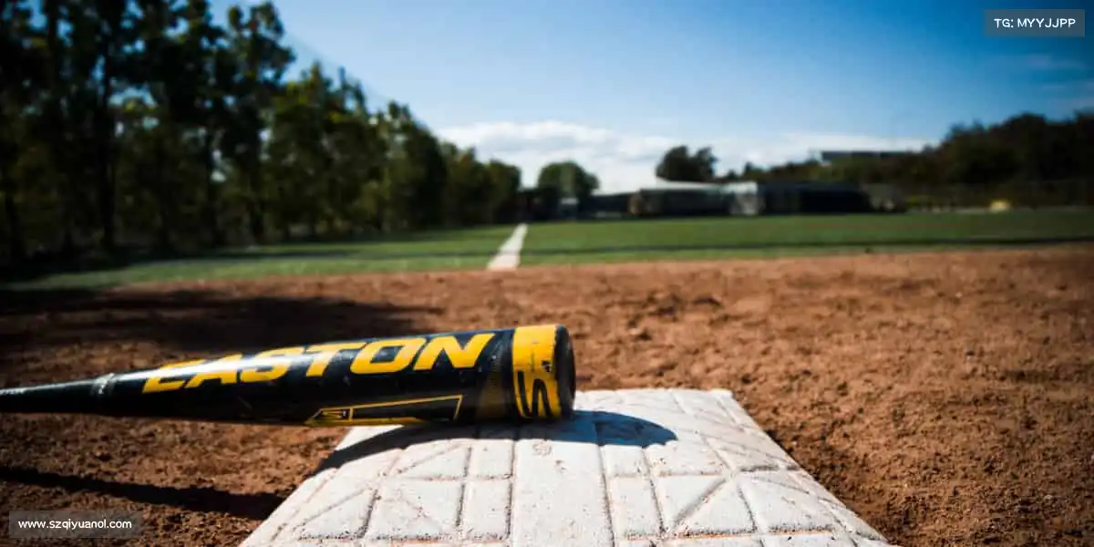 必一·运动(B-Sports)官方网站🥌冰壶滑行精准,掌控方向才能赢在起点!